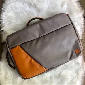 Moshi Venturo Crossbody Laptop Backpack NWOT